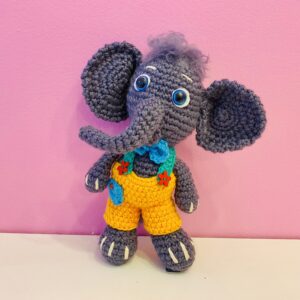 Elefantelul Curios – jucărie handmade